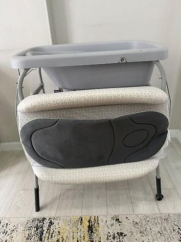 clean box: Пеленальный стол, Б/у, Пластик — 2