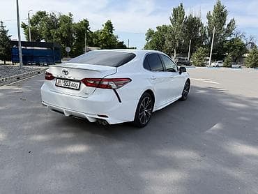 барта: Toyota Camry: 2018 г., 2.5 л, Автомат, Бензин, Седан — 3