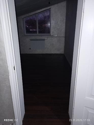 работа бишкек разнорабочий: - Планировка: единое просторное помещение с зоной под кухню + санузел — 10