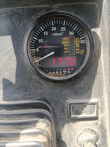 портер 2011: Трактор МТЗ «Беларус-892. жылы 2014 моточас 1780 двигатель 245.5 — 8