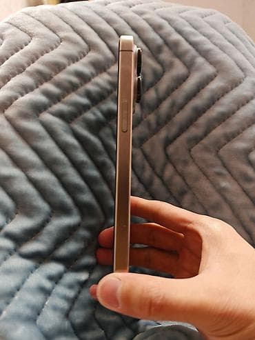 pixel 5: IPhone 15 Pro Max, Б/у, 256 ГБ, Natural Titanium, Защитное стекло, 84 % — 2