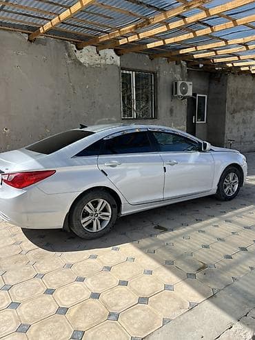 kia 2010: Hyundai Sonata: 2014 г., 2 л, Автомат, Газ, Седан — 4
