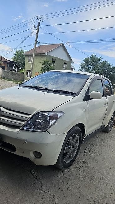 Daihatsu : 2003 г., Хетчбек