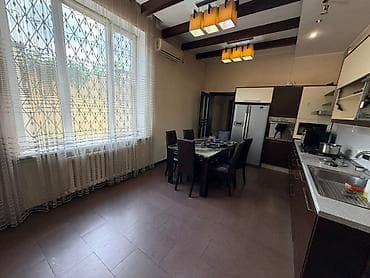 дом 2 этажа: 300 м², 4 комнаты, Подвал, погреб — 9