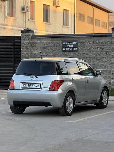 rd 1: Toyota Ist: 2003 г., 1.3 л, Автомат, Бензин, Хэтчбэк — 4