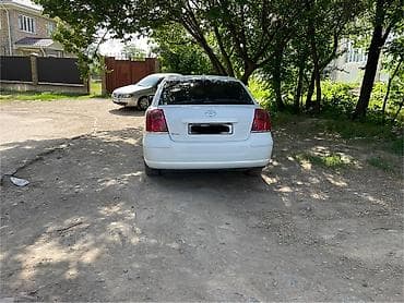Toyota Avensis: 2005 г., 1.8 л, Автомат, Бензин, Хэтчбэк — 4