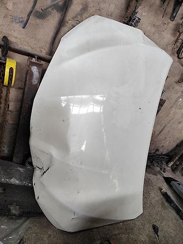 граната камри 70: Капот Toyota, Б/у — 1