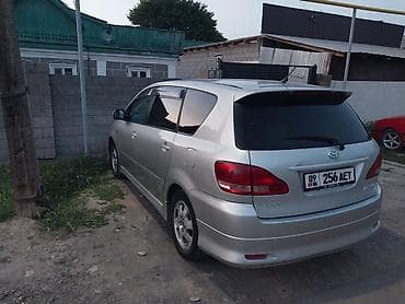 taiota passo: Toyota Ipsum: 2002 г., 2.4 л, Автомат, Бензин, Минивэн — 4