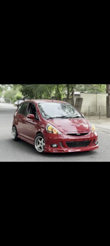 авто с последующим выкупом без первоначального взноса: Honda Fit: 2001 г., 1.3 л, Автомат, Бензиновая, Хэтчбэк — 3