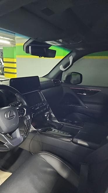m3 g80: Lexus LX: 2023 г., 3.5 л, Автомат, Внедорожник — 5