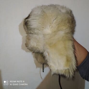 солнцезашитные очки: Шапки мужские,мех.
Каждая по 500 сом — 4