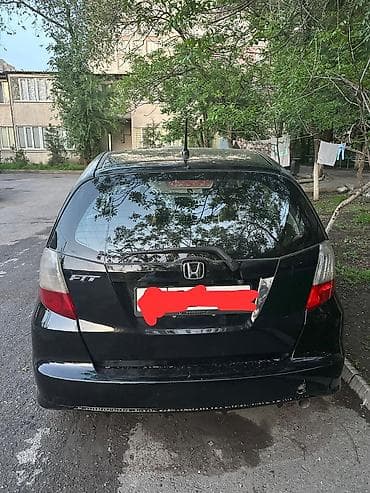 Продажа авто: Honda Fit: 2011 г., 1.5 л, Автомат, Бензин, Хэтчбэк — 2