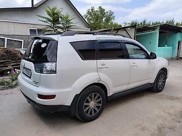 4: Mitsubishi Outlander: 2011 г., 2.4 л, Вариатор, Бензин, Кроссовер — 5