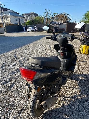 колеса на мопед: Тип скутера 200 куб. см, Бензин — 2