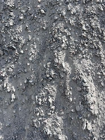 7 микрорайоне: Продаем также принимаем заказы на большом количестве Песок мытый — 3