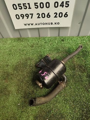down pipe: Бачок Mitsubishi Б/у, Оригинал, Япония — 1