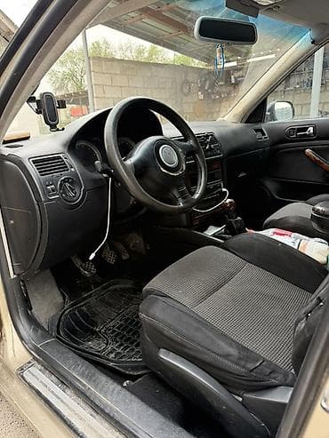 авто byd: Volkswagen Bora: 2002 г., 2 л, Седан — 6