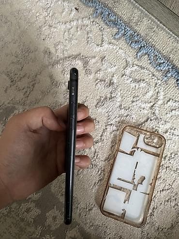 iphone xz: IPhone 7, Б/у, 32 ГБ, Черный, Чехол, 100 % — 5