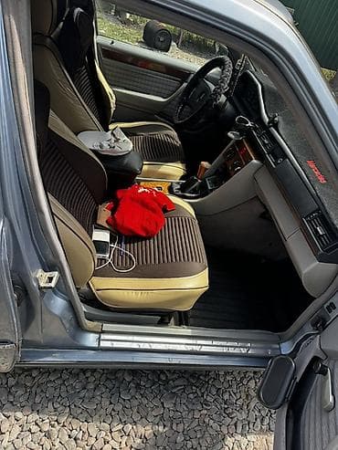насатка amg: Mercedes-Benz W124: 1990 г., 2.3 л, Кол менен иштөөчү, Газ, Седан — 6