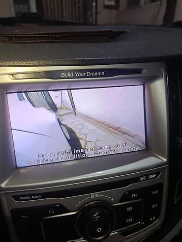 стеклопод: BYD E5: 2017 г., Электромобиль, Седан — 6