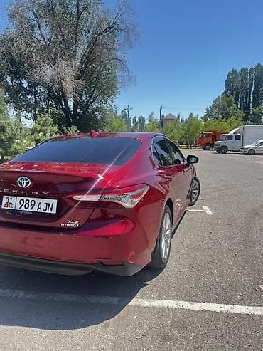 Продажа авто: Toyota Camry: 2018 г., 2.5 л, Вариатор, Гибрид, Седан — 3