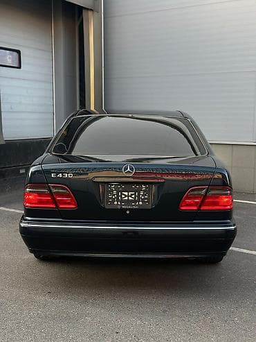 Mercedes-Benz E-Class: 2000 г., 4.3 л, Автомат, Бензин, Седан — 8