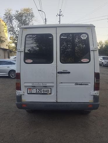 v class: Mercedes-Benz Sprinter (короткая база, цельнометаллический фургон) — 6