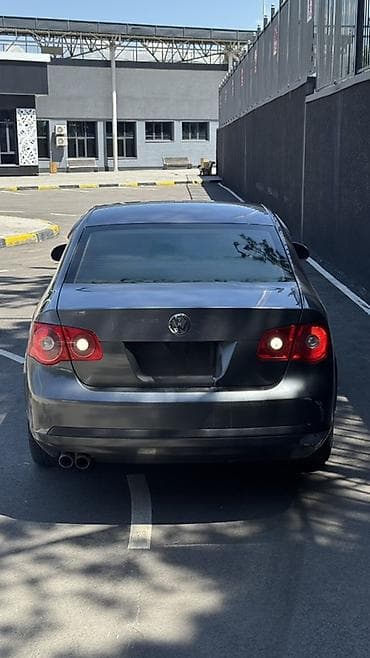 Продажа авто: Volkswagen Jetta: 2005 г., 2.5 л, Седан — 2