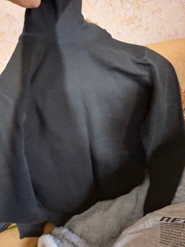 весенняя одежда: Мужской комплект одежды (несколько предметов) Состав на фото: - — 5