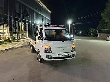 Жеңил жүк ташуучу унаа, Hyundai, Стандарт, 2 т — 1
