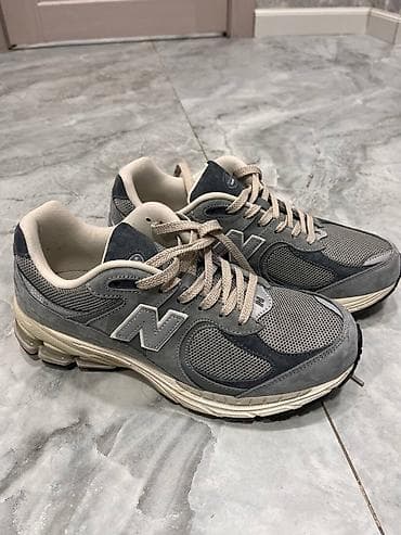 Кроссовки New Balance 2002R, мужские - Верх: комбинация замши и