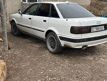Audi: Audi 80: 1992 г., 2 л, Механика, Бензин, Седан — 3