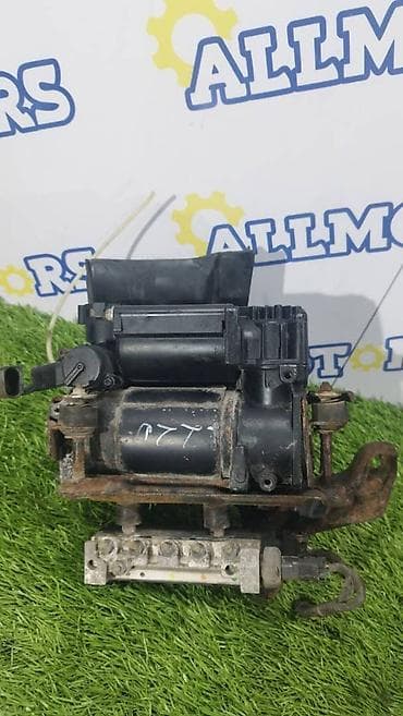 Mercedes-Benz S500 W220 v-5.0 2000 год, компрессор пневмоподвески