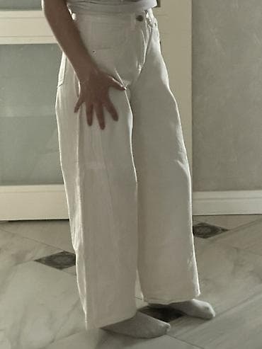 Широкие прямые джинсы новые
Разгружаю гардероб at lalafo.kg Широкие прямые джинсы новые
Разгружаю гардероб