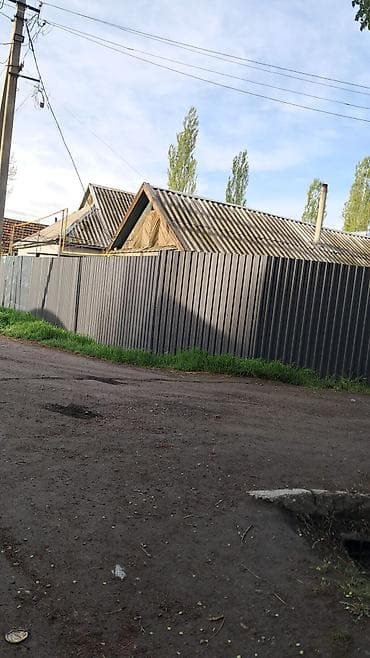 частный дом в канте: Продаются дом. г Кант. ул Калинина. рядом 3 школы. все — 2