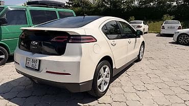 электромобиль вольтмастер: Chevrolet Volt: 2012 г., 1.4 л, Автомат, Гибрид, Хэтчбэк — 4