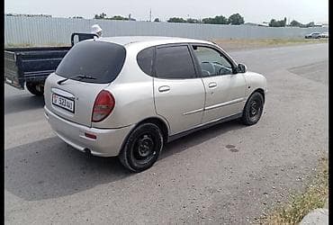 Унаа: Toyota Duet: 1989 г., Автомат, Бензин, Хетчбек — 5