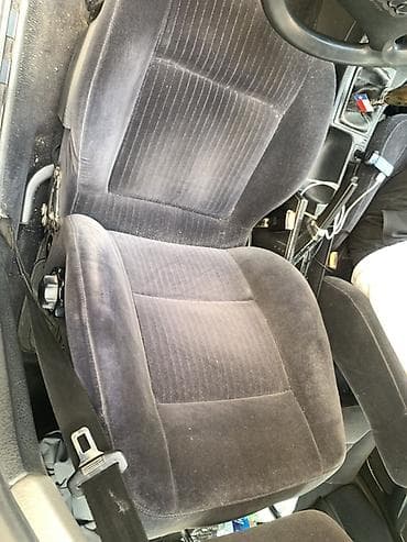 обшивки ауди: Audi A6: 1995 г., 2.6 л, Седан — 10