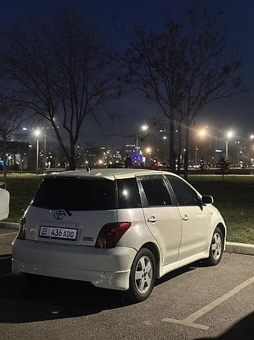 Продажа авто: Toyota Ist: 2003 г., 1.3 л, Автомат, Бензин, Хэтчбэк — 5