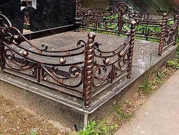 ограды и памятники: Оградка на могилу Оградка кованная Оградка металлическая Ограждения — 2