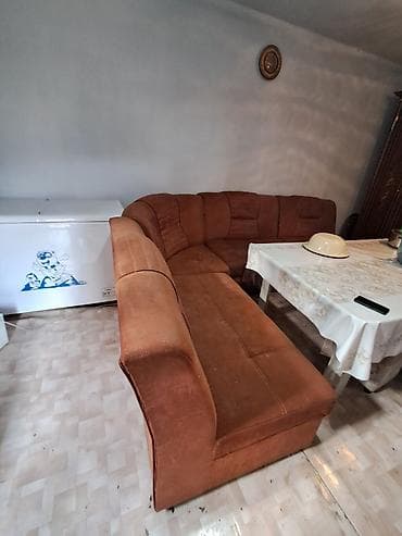 уголовой диван: Угловой диван-кутовой, обивка — велюр/микровелюр терракотового — 1