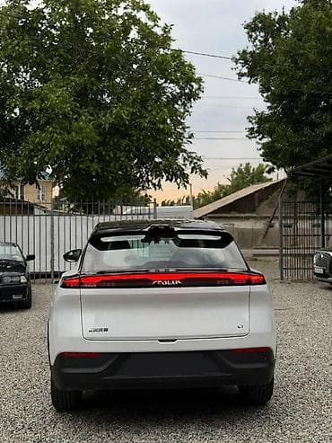 Dongfeng: Dongfeng Aeolus Haohan: 2026 г., Автомат, Электромобиль, Кроссовер — 3