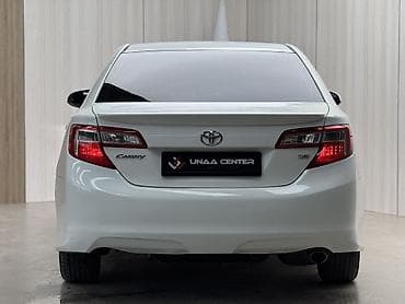 Унаа: Toyota Camry: 2013 г., 2.5 л, Автомат, Бензин, Седан — 4