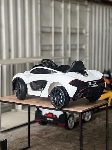 lego car: McLaren🔥 🛞колеса пластик 💺сидения пластик 🏎️2 вд ( задний привод) 🎵BT — 6