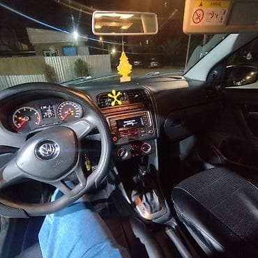 Продажа авто: Volkswagen Polo: 2019 г., 1.6 л, Автомат, Бензин, Седан — 4