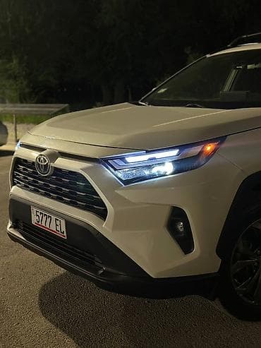 prius v: Toyota RAV4: 2022 г., 2.5 л, Вариатор, Бензин, Кроссовер — 8