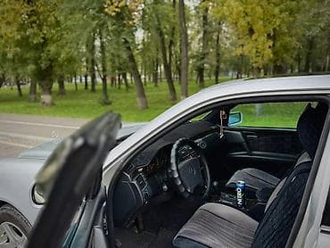 v class: Mercedes-Benz E-Class: 1996 г., 3 л, Автомат, Бензин, Седан — 6
