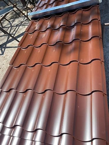 Металлочерепица: Металлочерепица коричневого цвета (профиль «волна»). - Материал — 1
