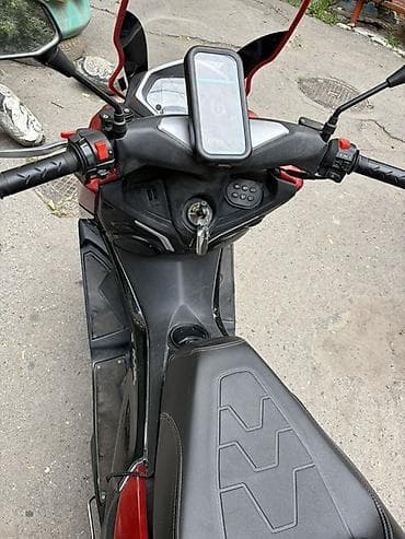 мототехника бишкек: Скутер Yamaha YMAX (красный/черный) с дооснащением под город и — 4