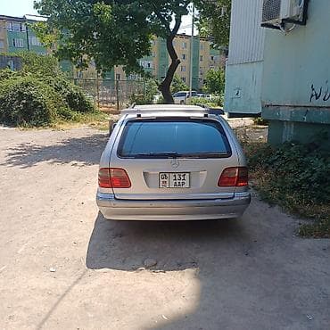 бу авто в кредит без первоначального взноса рядом просп. жибек жолу, бишкек: Mercedes-Benz E-Class: 2003 г., 2.4 л, Типтроник, Бензин, Универсал — 4